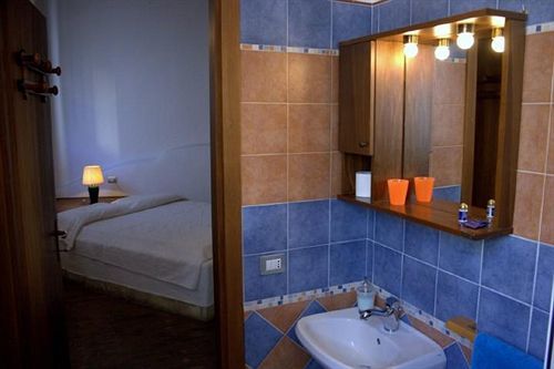 Domu Elvira 3* Muravera