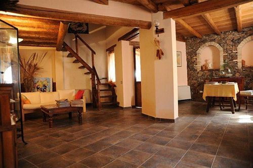 Domu Elvira Guest house 3*